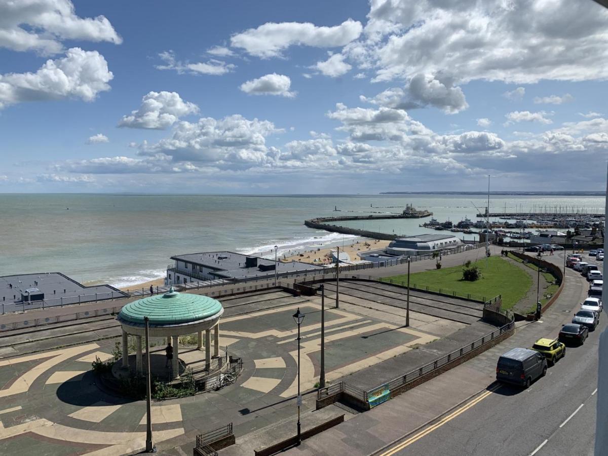 View - Floor Sea View Apartment Ramsgate